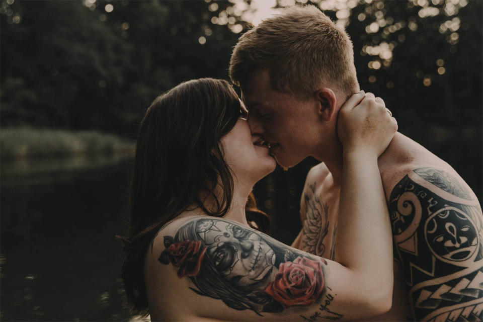 Stephanie and Arynn went viral for their steamy photo shoot. (Facebook/Wolf & Rose Photography)