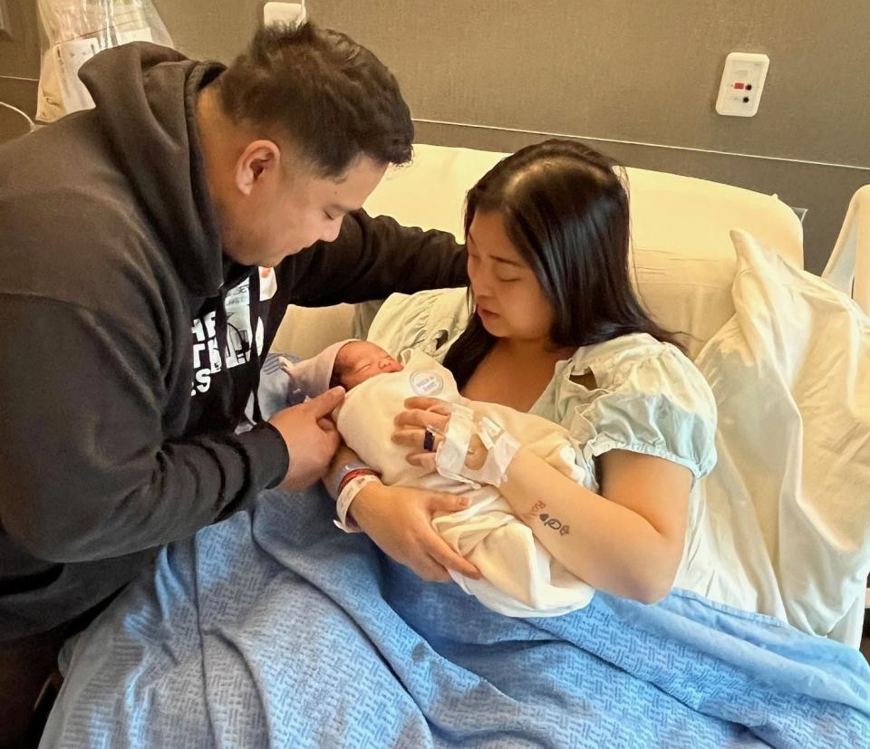 Sumner parents Maan Jhoy (“MJ”) and Romualdo (“Rom”) met baby Caleb at 12:52 a.m. Monday.