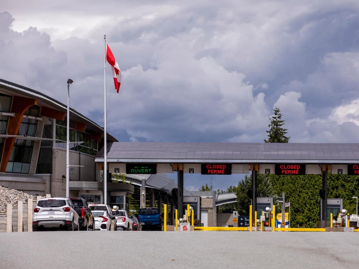 The Canada-U.S. border has been closed to non-essential travel since March 2020. (Ben Nelms/CBC - image credit)