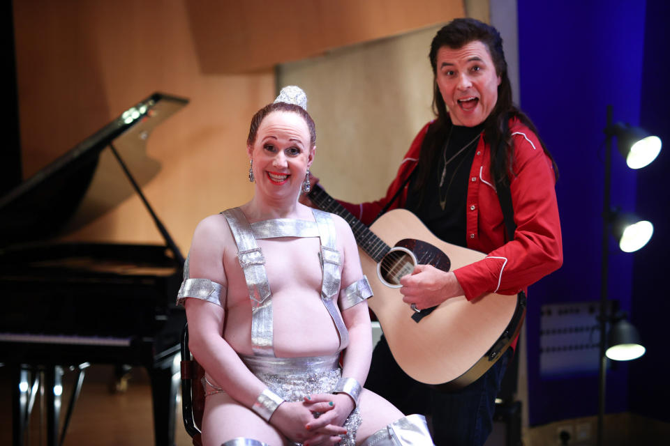 Matt Lucas and David Walliams as Miley Cyrus and Billy Ray Cyrus.