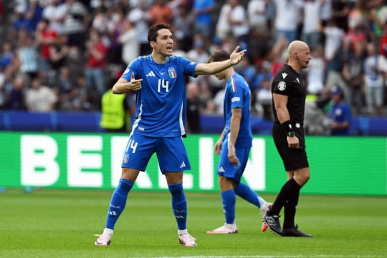 Roma to use Azzurri’s Euros flop to their advantage in talks for Federico Chiesa, Raoul Bellanova