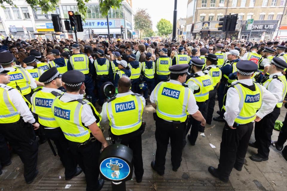 La police a déclaré que les agents avaient aidé le personnel de sécurité à gérer la foule (James Manning/PA) (PA Wire)