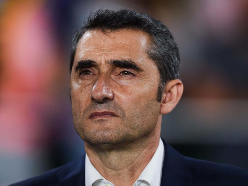 Barcelona coach Ernesto Valverde believes he can continue in charge of the Spanish champions despite losing the Copa del Rey final 2-1 to Valencia on Saturday to complete a miserable end to the season.Stinging from their humiliating 4-0 loss to Liverpool in the Champions League semi-final second leg, Barca were bidding to win the Cup for the fifth year in a row but defeat by Valencia raised more doubts about Valverde's future."I feel good (to continue), I know that to lose at this club is tough for the coach because there is always that responsibility, and sometimes you make mistakes, but you have to face them and here I am," Valverde told reporters."A month ago we celebrated the La Liga title thinking about winning a treble and we've been knocked off that path at the decisive moment."Barcelona had been hoping to add to their 2009 and 2015 trebles and after throwing away a 3-0 first-leg lead against Liverpool, the Cup final offered the chance to seal a ninth domestic double."We haven't lost because we were affected by the talk of a treble," Valverde said. "You always work towards what the club requires, which is to win trophies."Kevin Gameiro and Rodrigo Moreno's goals were enough for Valencia to celebrate their centenary year with a first major trophy since 2008, with Lionel Messi's late strike proving to be a mere consolation for Barca.Their President Josep Maria Bartomeu backed Valverde to continue for the final year of his contract."Valverde has a contract, he's the coach. This defeat is not the manager's fault," Bartomeu said."We had a lot of chances but the ball wouldn't go in. Sometimes you have all the shots, but what counts is scoring goals."I wouldn't say the season's been a failure but it's not been excellent either. Each year we want to get to the run-in with the best chance of winning everything and in the end we've lost two games, Anfield and here, and missed out on two titles."Reuters