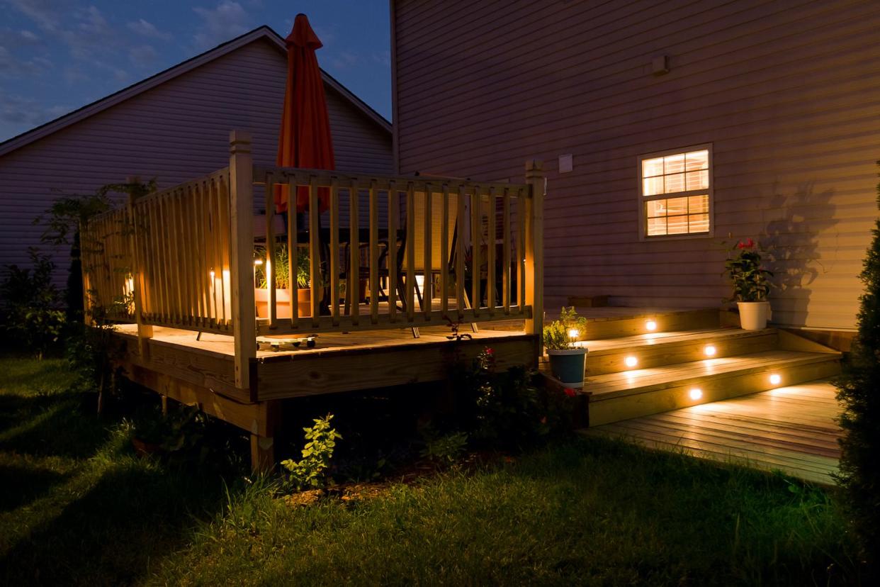 deck lighting