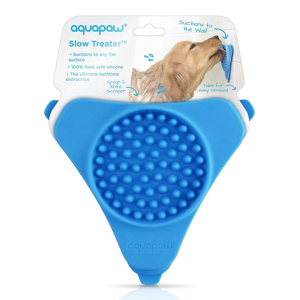 Aquapaw Slow Treater Treat-Dispensing Lick Mat