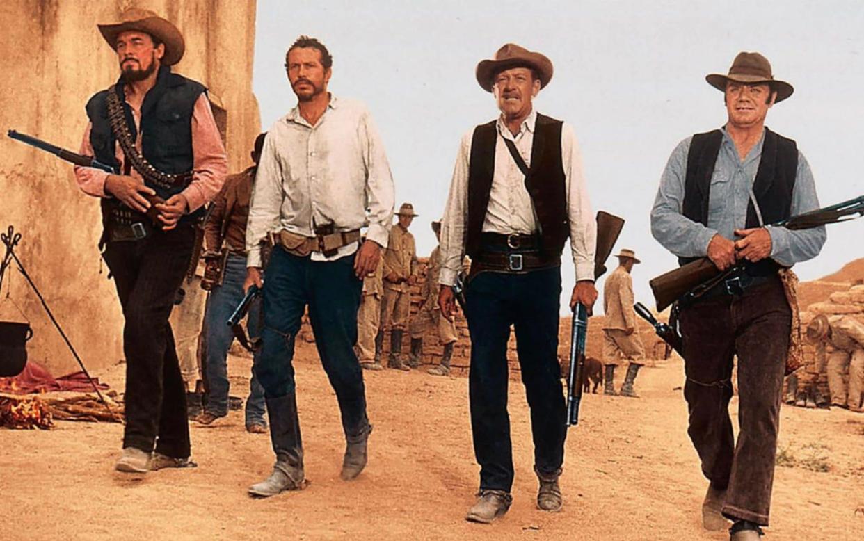 (L-R): Ben Johnson, Warren Oates, William Holden and Ernest Borgnine in The Wild Bunch - Alamy