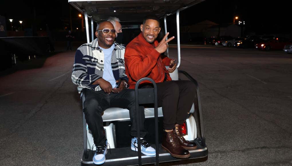  DJ Jazzy Jeff (l.) and Will Smith at 'Bel-Air' premiere. 