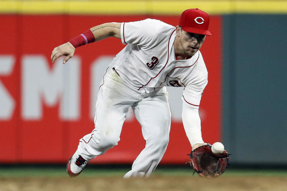 Cincinnati Reds Scooter Gennett (AP Photo/John Minchillo)