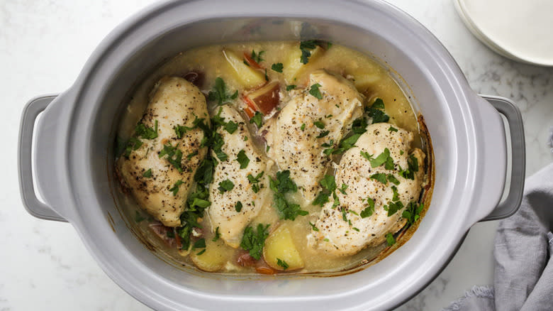 chicken and vegetables in crockpot