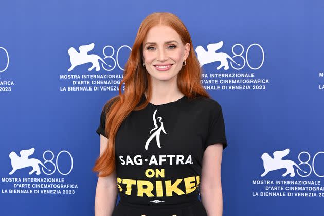 Jessica Chastain wears a SAG-AFTRA T-shirt at a photocall for the movie 