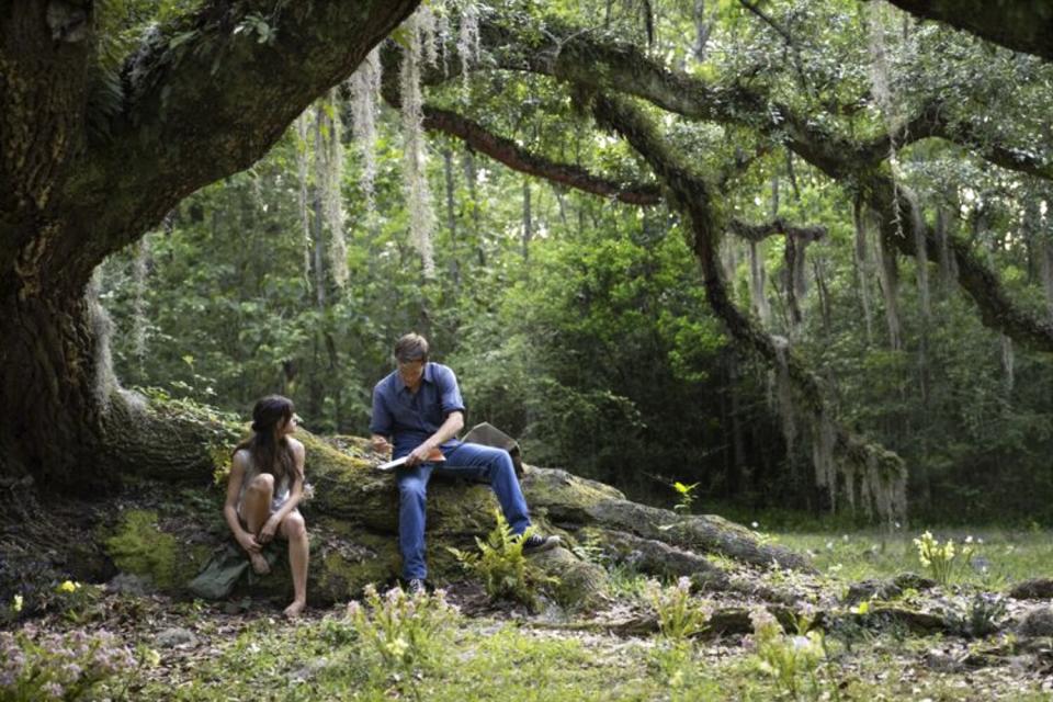 Screen shot of scene from Where the Craw Dads Sing-Taylor John Smith, Daisy Edgar-Jones