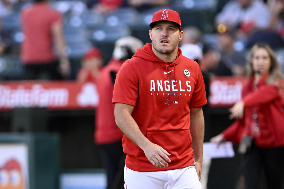 Angels' Mike Trout overcomes injury, tragedy to win 3rd AL MVP