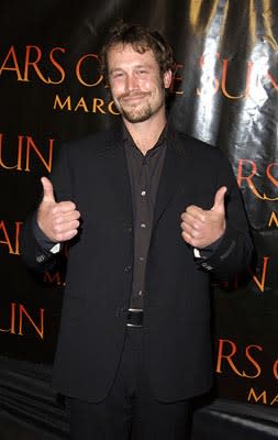 Chad Smith (II) at the LA premiere of Columbia's Tears of the Sun