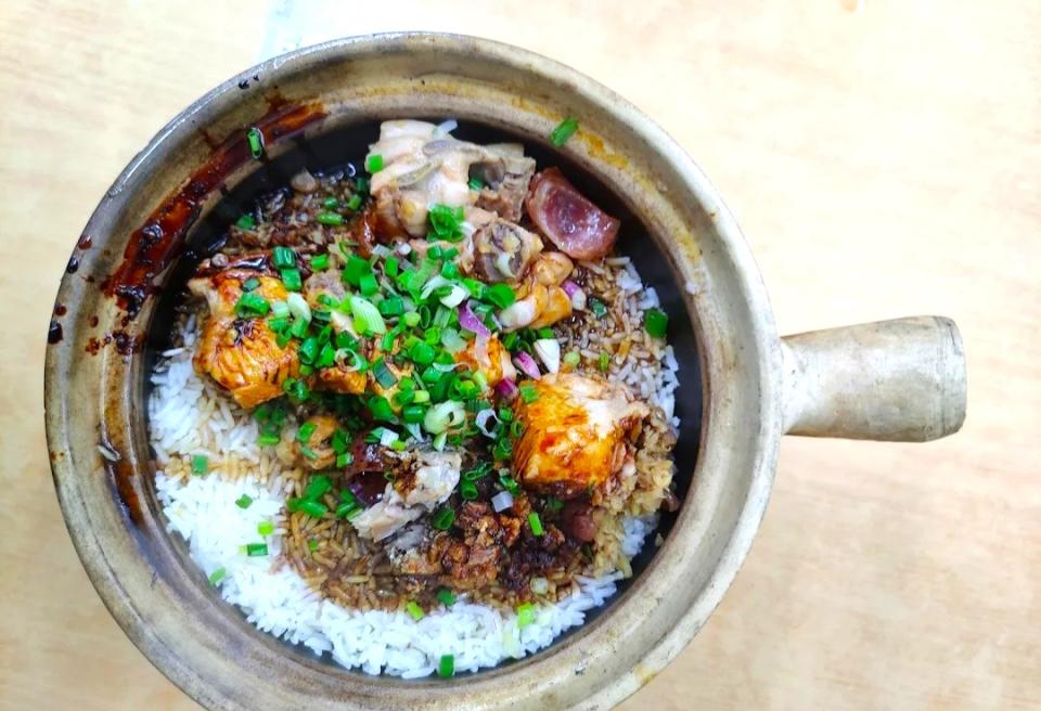 KL Street Food - claypot rice closeup