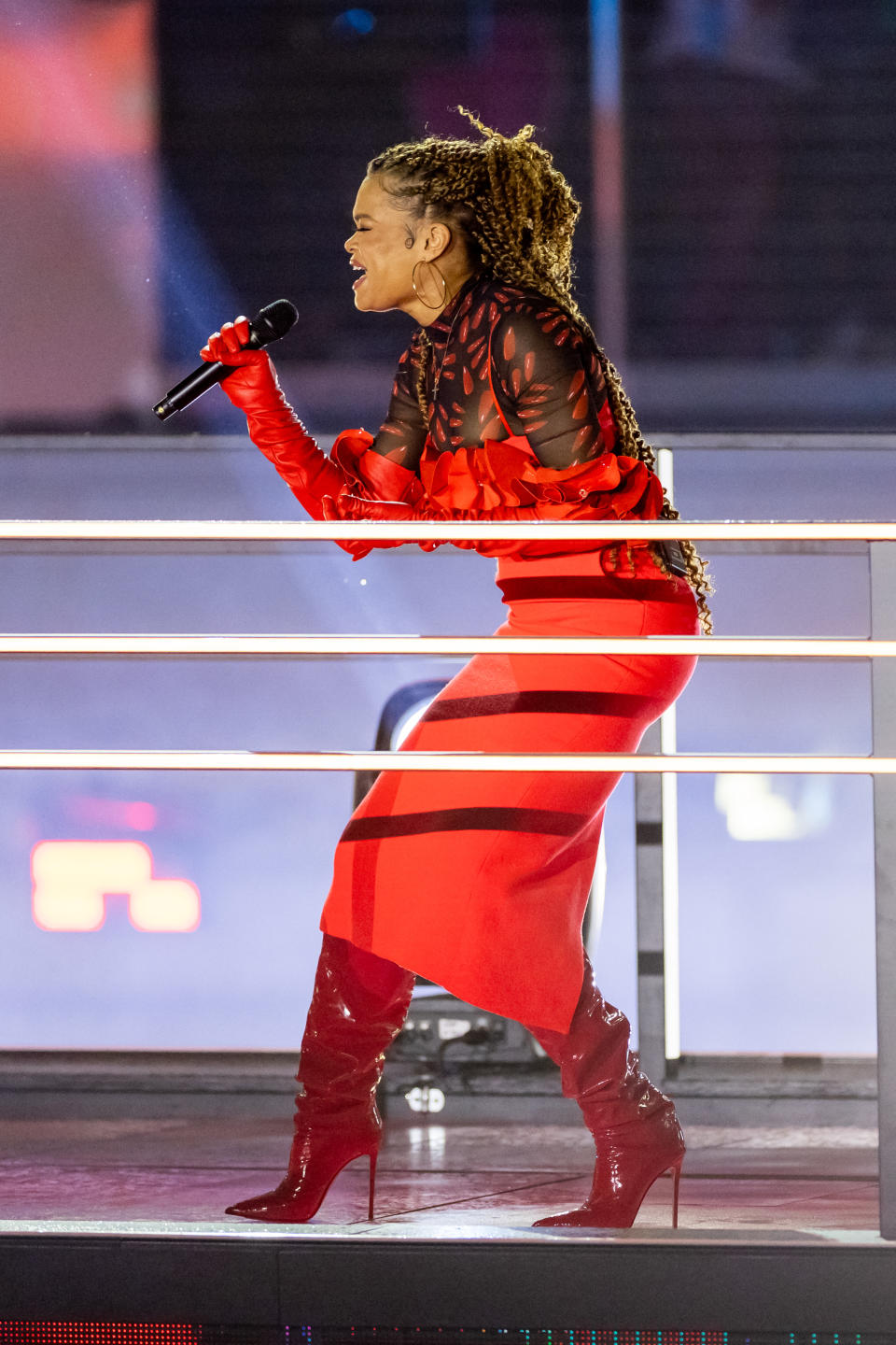 LAS VEGAS, NV - NOVEMBER 15: Andra Day performs during the opening ceremony of the F1 Las Vegas Grand Prix on Wednesday, November 15, 2023 on the Las Vegas Street Circuit in Las Vegas, NV. (Photo by Bob Kupbens/Icon Sportswire via Getty Images)