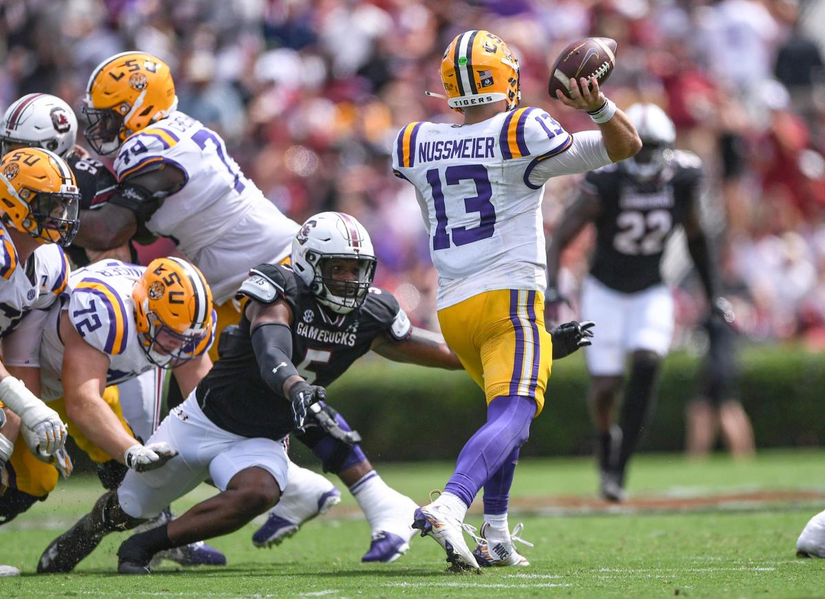 South Carolina’s interception pick-6 canceled after Kyle Kennard penalty late in the 4th quarter of the LSU loss