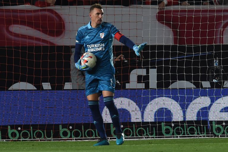 Franco Armani respondió con atajadas decisivas en el empate de River ante Estudiantes 1-1 en La Plata