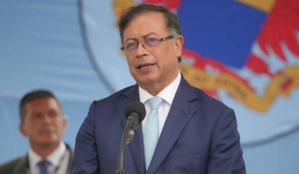 Valora Analitik conoció que el recibimiento de los Gilinski y de la delegación de Emiratos Árabes Unidos (EAU) al encuentro estuvo a cargo del presidente de Colombia, Gustavo Petro, Foto: Presidencia.