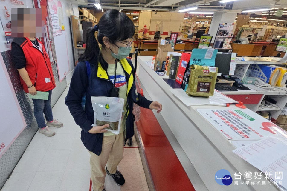 端午節將至，桃園市政府衛生局稽查人員連日來進行應節食品抽驗。