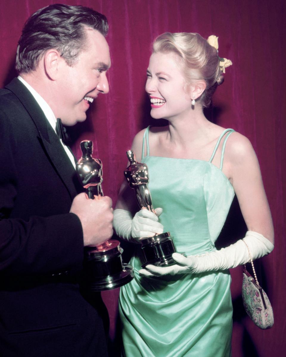 Beyond Old Hollywood Glamour: 27 Fabulous Red Carpet Outfits From the Early Academy Awards