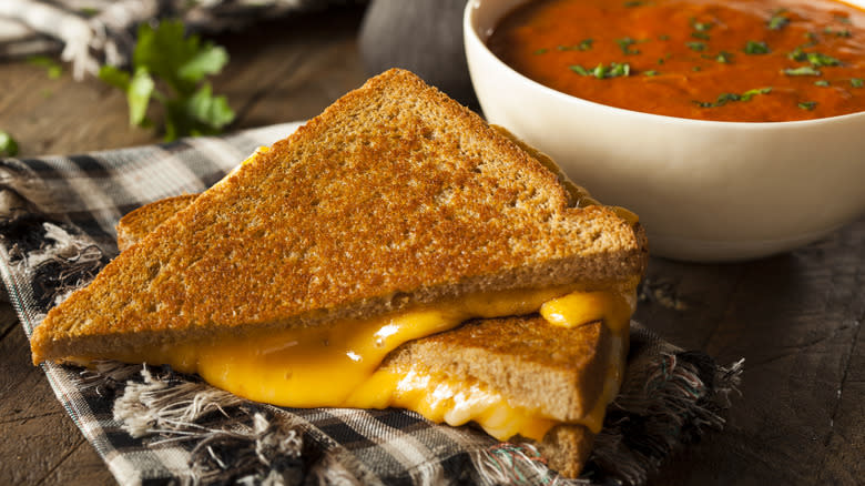 Grilled cheese sandwich with soup