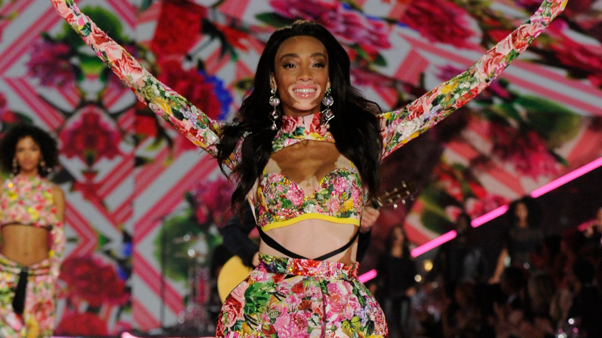 Don't Go Shopping At Victoria's Secret Until You Read This