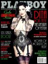 <p>Im Dezember 2002 dürfte den Lesern der US-Ausgabe vom „Playboy“ ungewöhnlich heiß geworden sein. Denn zu sehen gab es eine echte Schönheit: Die Burlesque-Königin Dita von Teese zeigte sich splitterfasernackt. Eigentlich wollte die Ex von Sänger Marilyn Manson genau das niemals tun – weil sie Künstlerin sei – doch die Pin-up-Posen stehen ihr einfach hervorragend. Wunderschön und verführerisch, wie Gott sie schuf. (Bild: Wenn)</p>