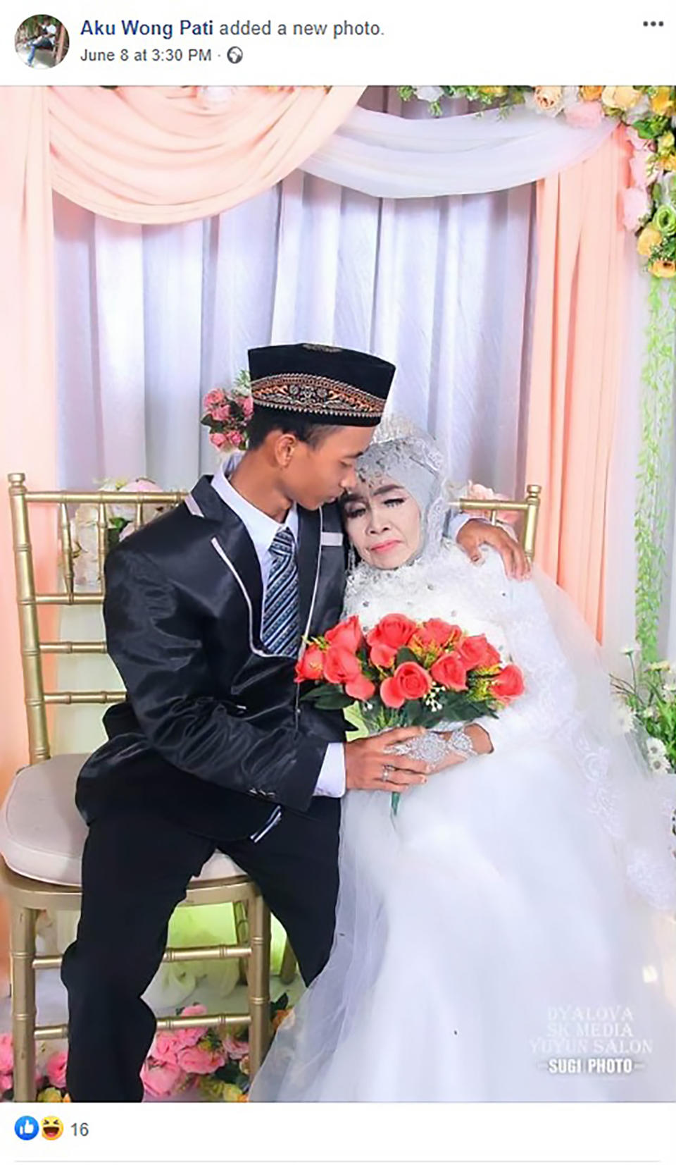 Mbah Gambreng, 65, adopted Ardi Waras are seen on their wedding day. Source: CEN/Australscope