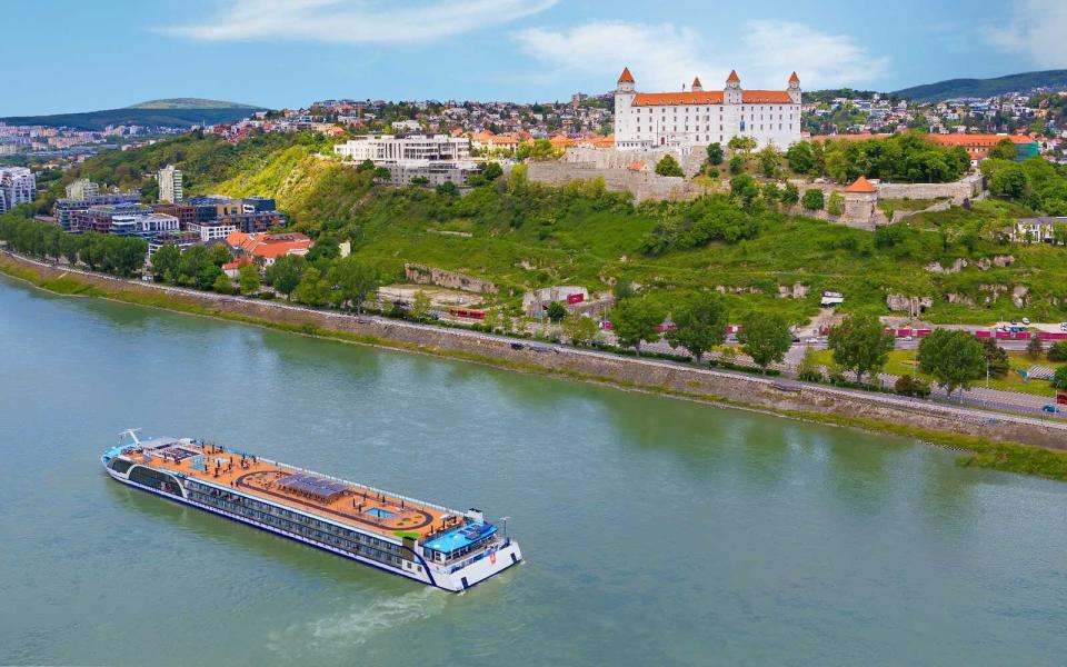 AmaMagna by AmaWaterways, Danube River