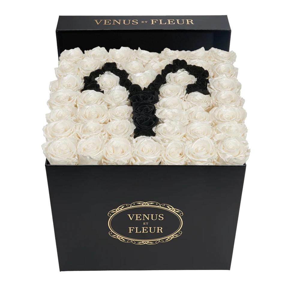 Venus et Fleur Aries Flower Arrangement