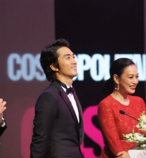 Song Seung Heon visits China