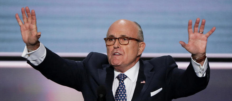 Rudy Giuliani, avocat personnel de Donald Trump, a été l'un des plus fervents partisans du président, que ce soit lors de l'enquête russe, de la destitution du président ou de la gestion de la crise du nouveau coronavirus.
