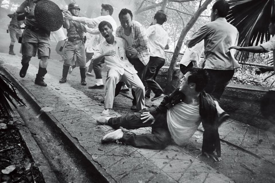 趙崇基不顧眾人反對，執意開拍以香港左派六七暴動為主題的電影《中英街一號》，彷真情節讓人看了觸目驚心。（高雄電影節提供）