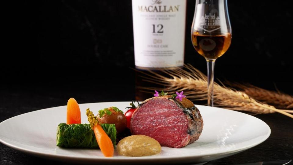 THE WANG 和 MACALLAN推出聯名商品「麥卡倫威士忌菲力」。（圖／業者提供）