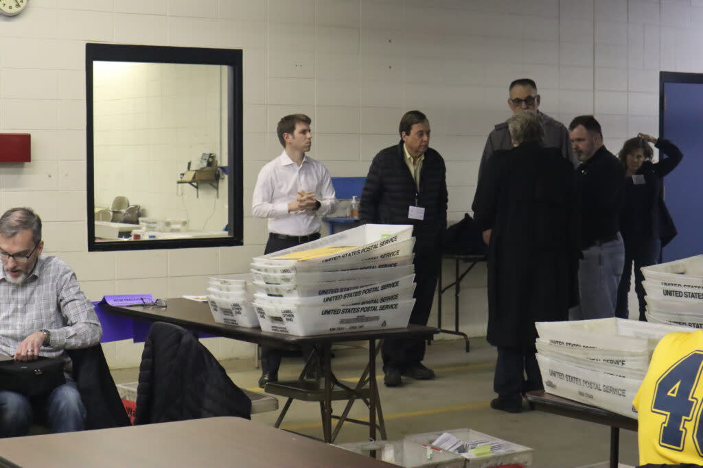 Wisconsin Election Commission member Robert Spindell talks to elections observers. (Photo | Isiah Holmes)