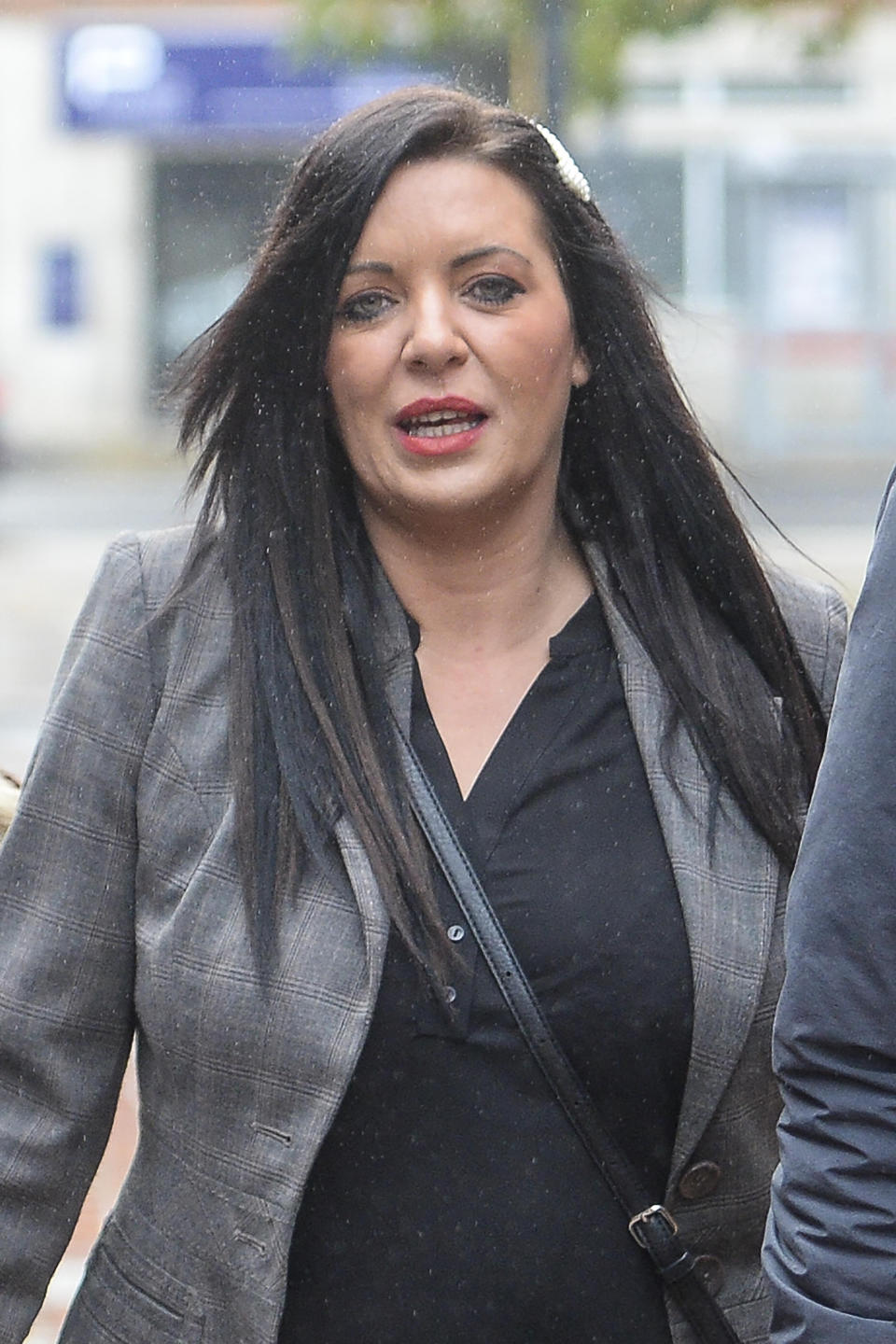 Kelly Meadows, 39 a member of a paedophile hunting group arrive at Leeds Crown Court for the beginning of a trial into charges including false imprisonment - 21st October 2019 See SWNS story SWLEhunter - Trial of six so-called âpaedophile huntersâ in Leeds accused of charges including false imprisonment