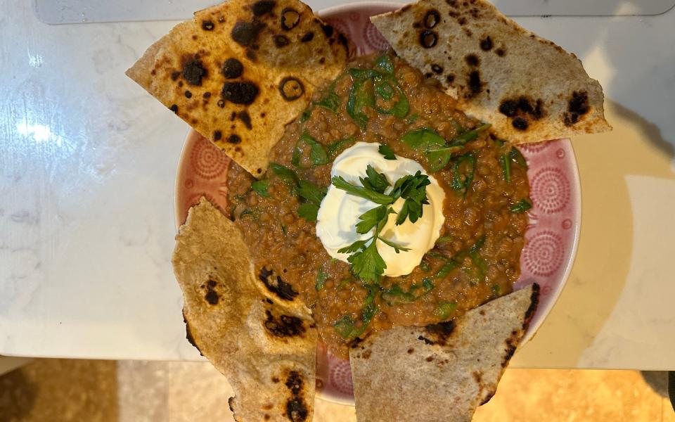 Curry and bread