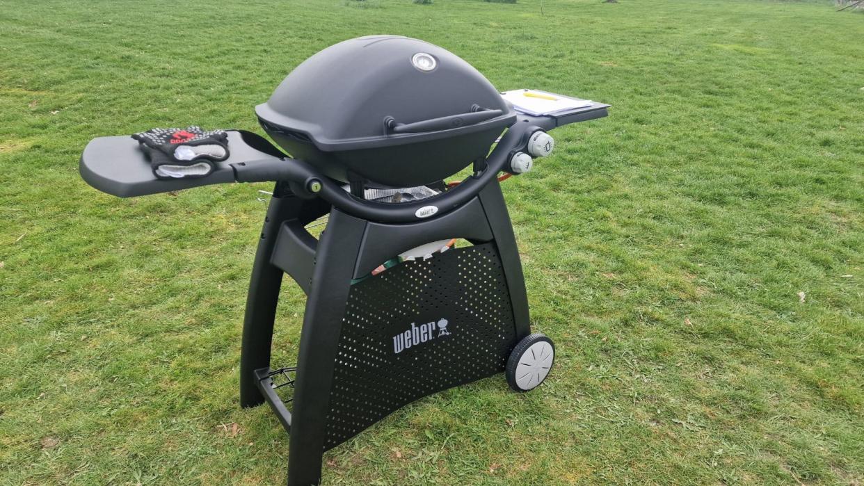  Weber Q3200 