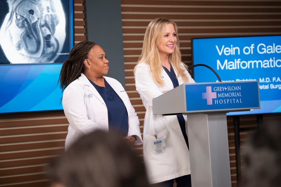 Chandra Wilson and Jessica Capshaw in a still from season 21 of 'Grey's Anatomy'