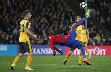 Britain Football Soccer - Crystal Palace v Arsenal - Premier League - Selhurst Park - 10/4/17 Crystal Palace's Christian Benteke shoots at goal Action Images via Reuters / Matthew Childs Livepic