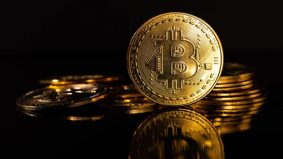 Chute du bitcoin après la faillite de FTX