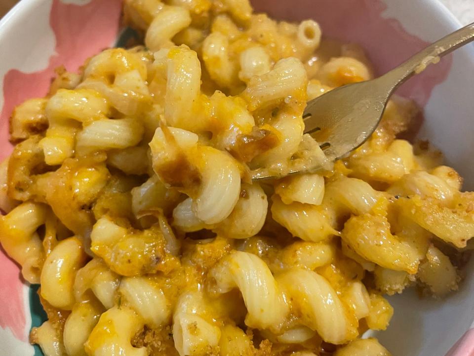 The finished butternut squash macaroni and cheese.