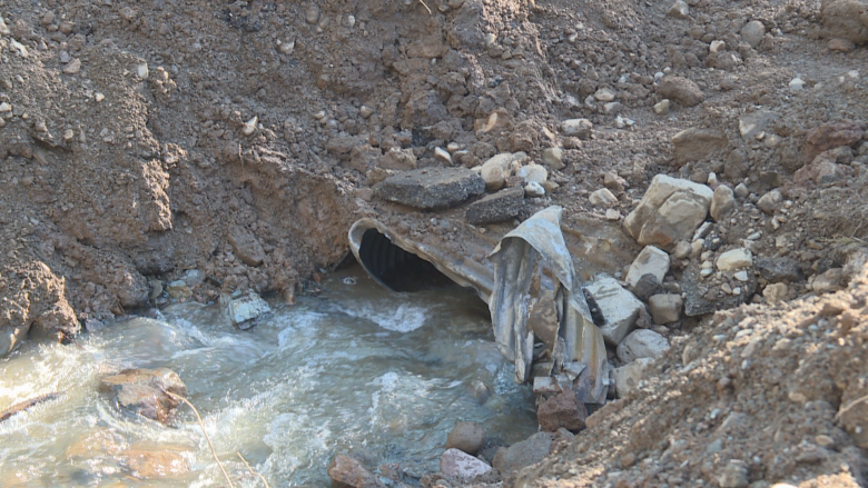 Major washout near Browns Flat forces residents to take detour