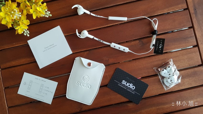 跑步時耳機容易滑落嗎？試試看這款 Sudio X Tre 運動藍牙耳機吧！不只跑步能穩穩掛在耳朵上，平常直播收音也超方便的啦！