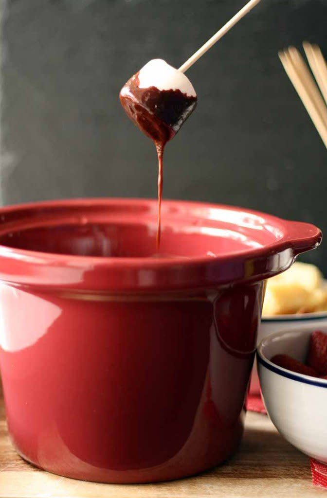 <strong>Get the <a href="http://www.honeyandbirch.com/slow-cooker-chocolate-fondue/" target="_blank">Slow Cooker Chocolate Fondue recipe</a> from Honey & Birch</strong>