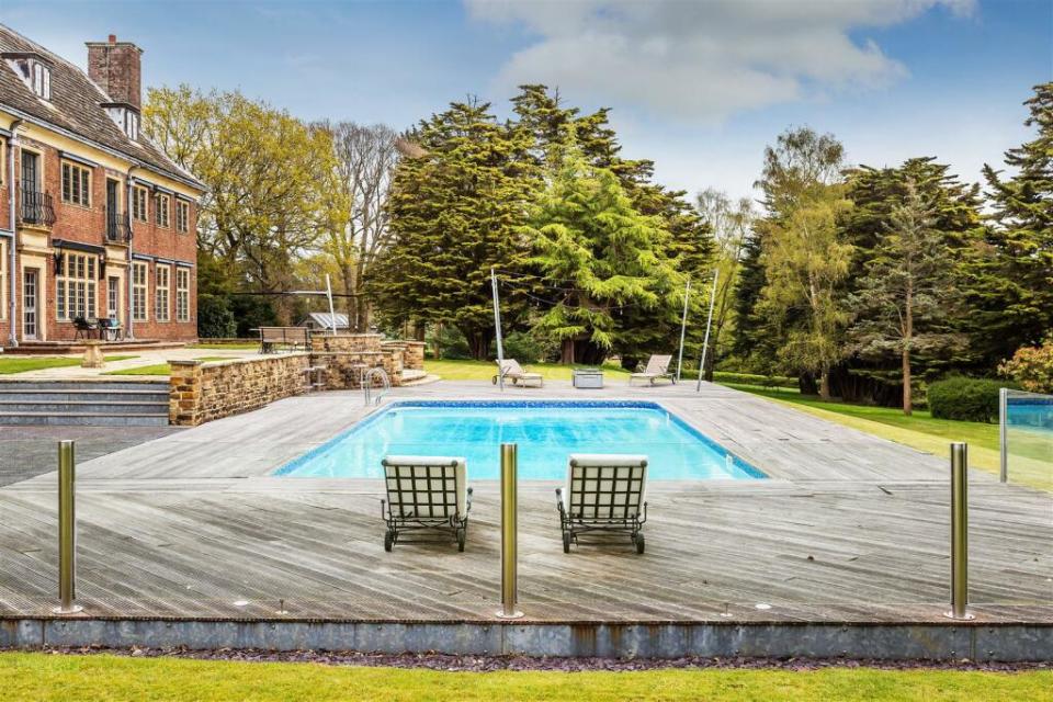 2. A Bridgerton-style home in West Sussex - £4,500,000. Photo: Rightmove