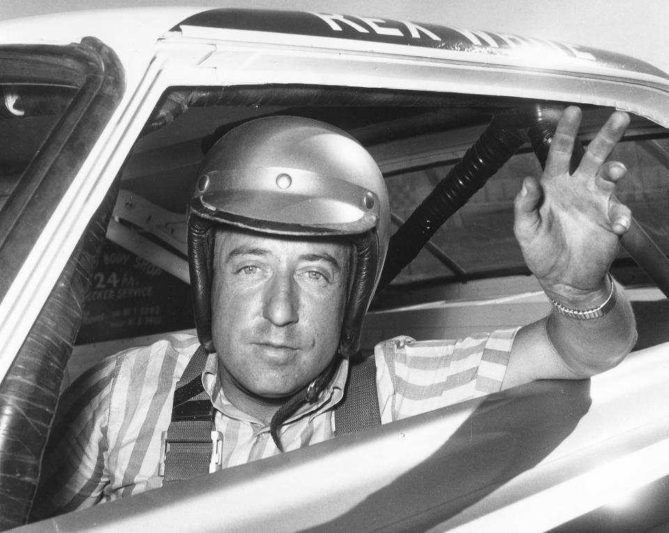 Chevrolet driver Rex White was the 1960 NASCAR Cup Series champion, after posting six wins and 35 top tens in 41 starts.  