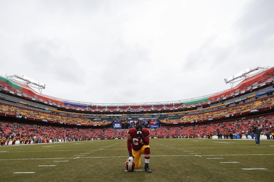 Defensive tackle A.J. Francis, now with the New York Giants, says TSA agents spilled his mother’s cremated remains inside his luggage. (AP)