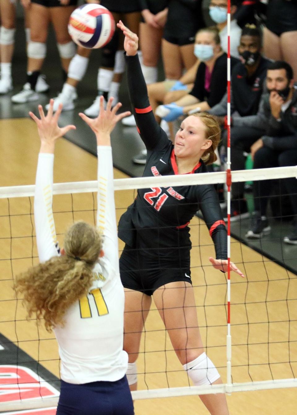 Grand View University sophomore outside hitter Emily Box, a graduate of Holy Trinity Catholic High School, averaged 3.46 kills and helped the Vikings to a 14-0 record in the fall season.
