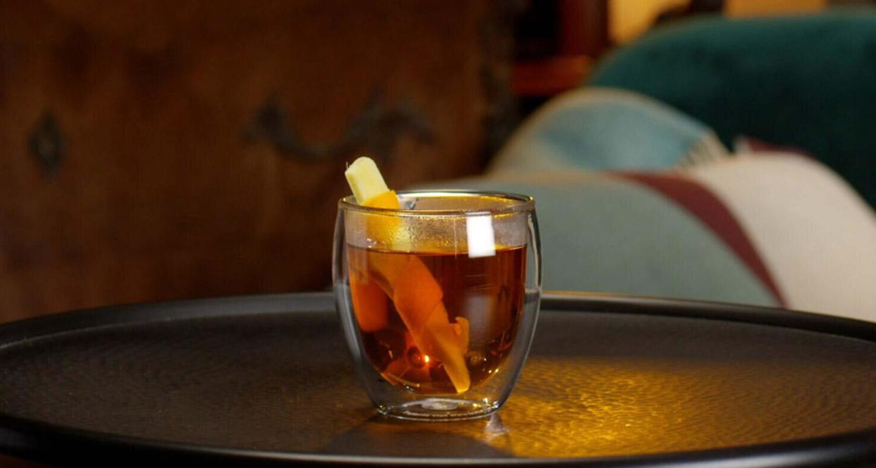 A twist of citrus, a dash of cinnamon: Making the best winter cocktails doesn't have to be hard. (Photo: Hennessy)